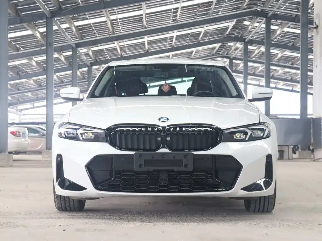 BMW 3 Series 2022
