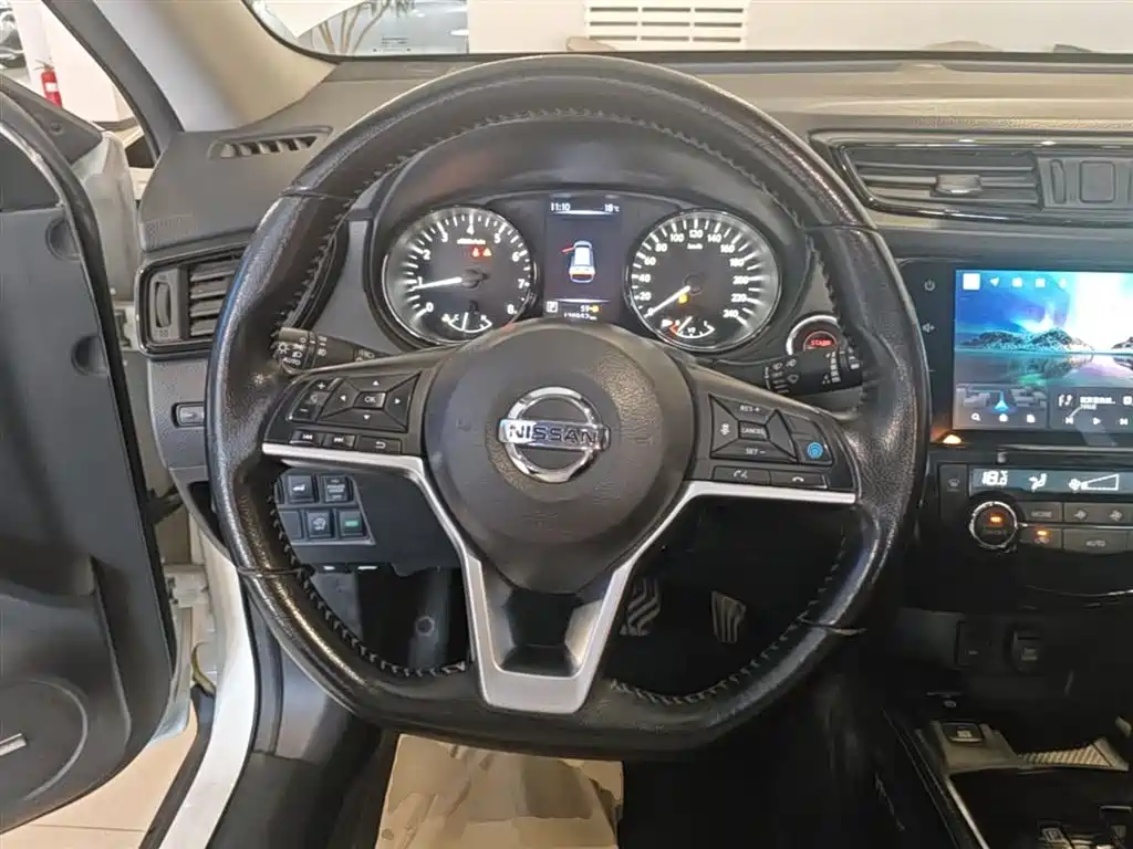 Nissan X-Trail 2020 — фото 11