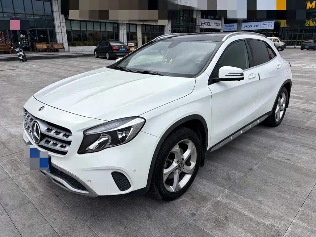 Mercedes-Benz GLA 2019 — фото 1
