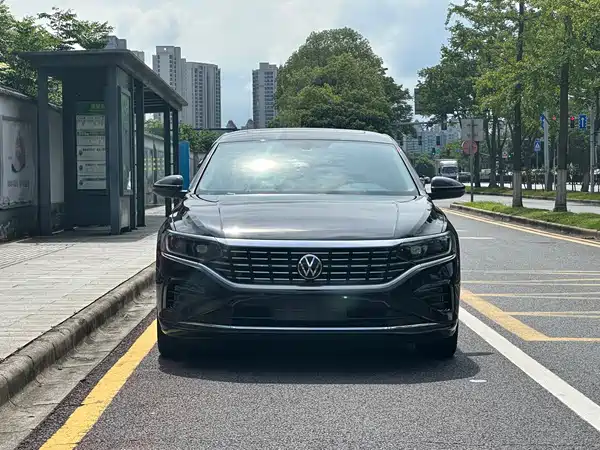 Volkswagen Passat 2022