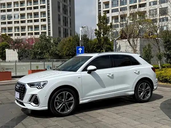 Audi Q3 2022