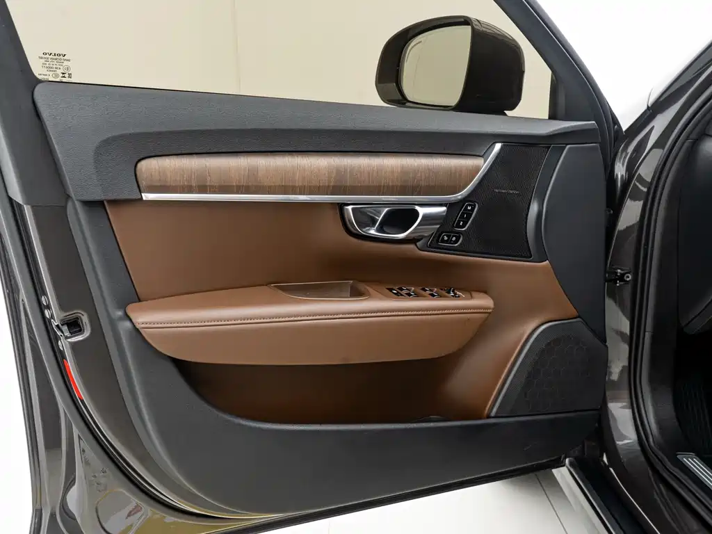 Volvo V90 2025 — фото 10
