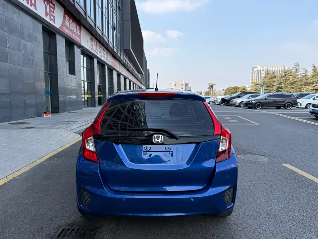 Honda Fit 2016 — фото 14
