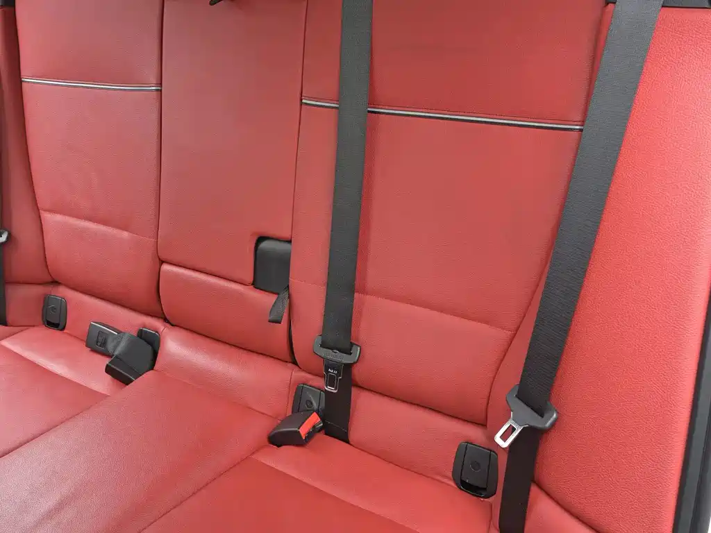 BMW X1 2013 — фото 14