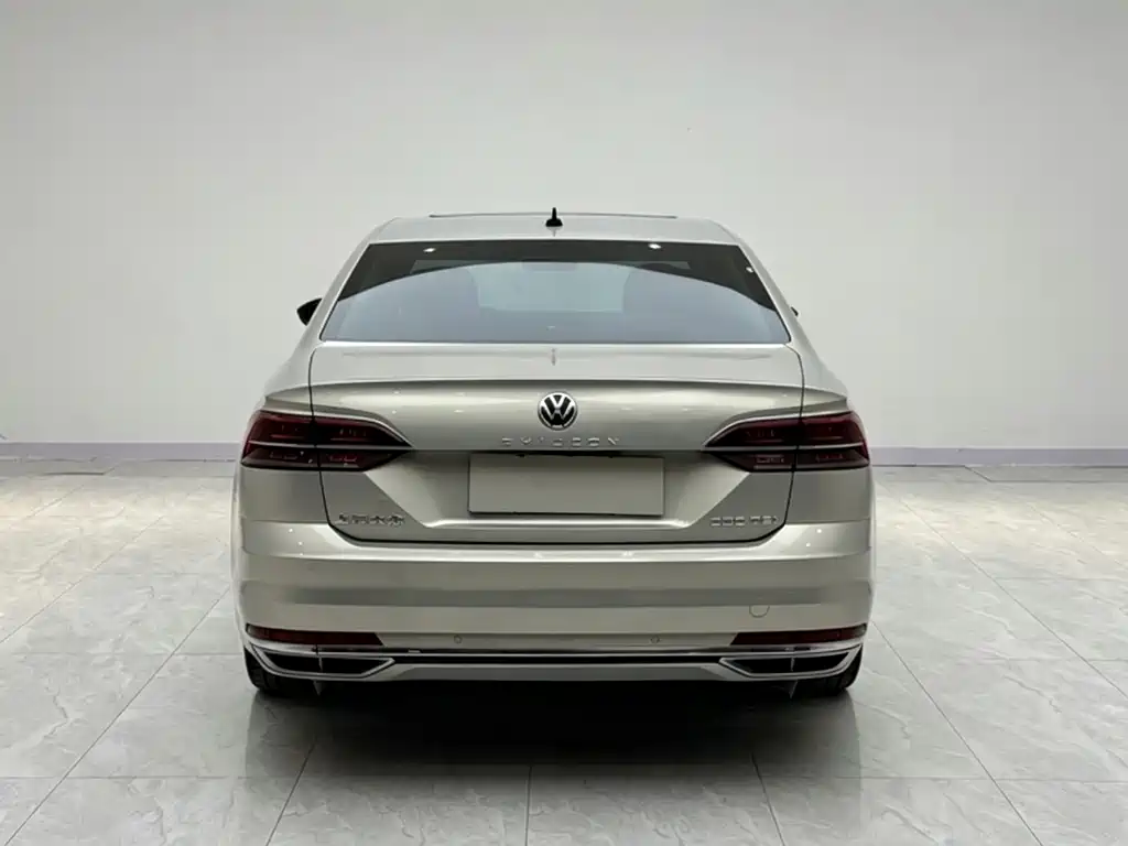 Volkswagen Phideon 2018 — фото 6