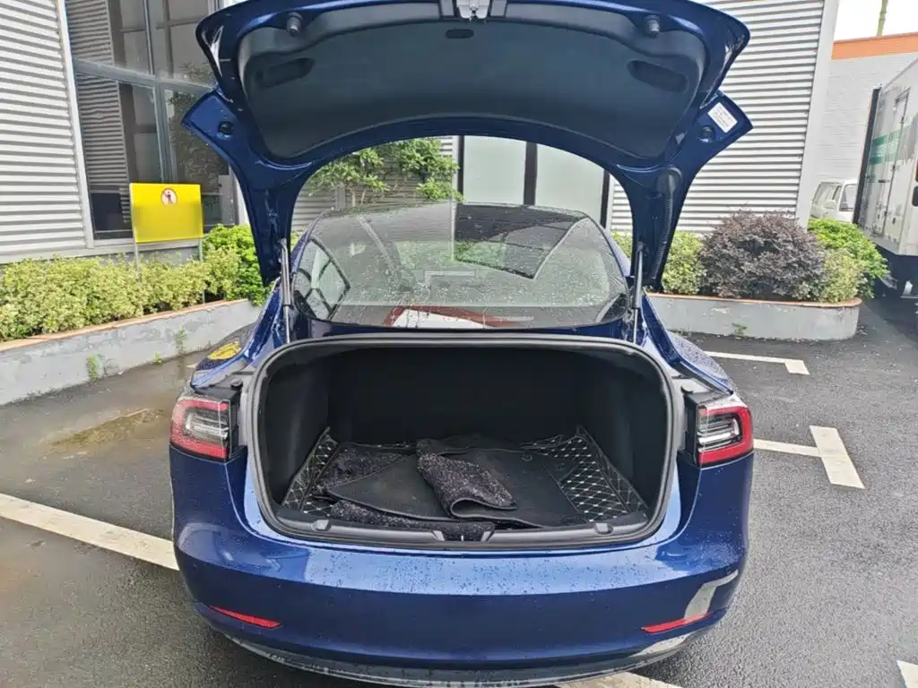 Tesla Model 3 2019 — фото 19