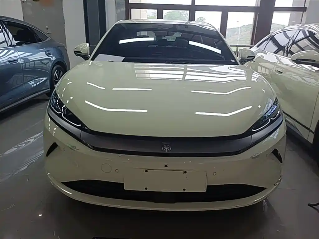 BYD Qin L 2025 — фото 3
