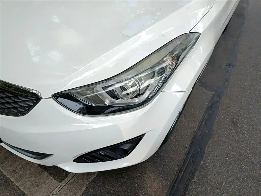 Hyundai Elantra Langdong 2016 — фото 24