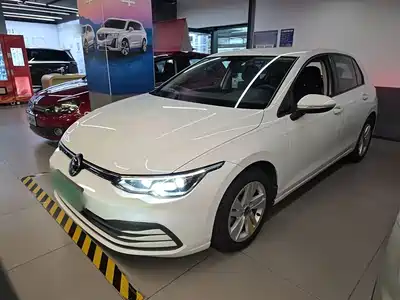Volkswagen Golf 2023