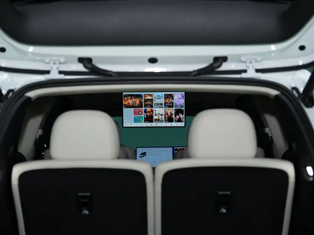 Li Auto i8 2025 — фото 28