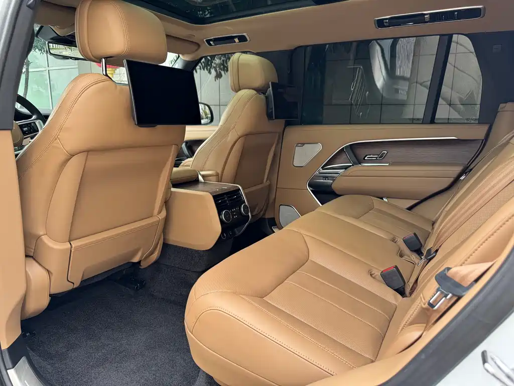 Land Rover Range Rover 2022 — фото 15