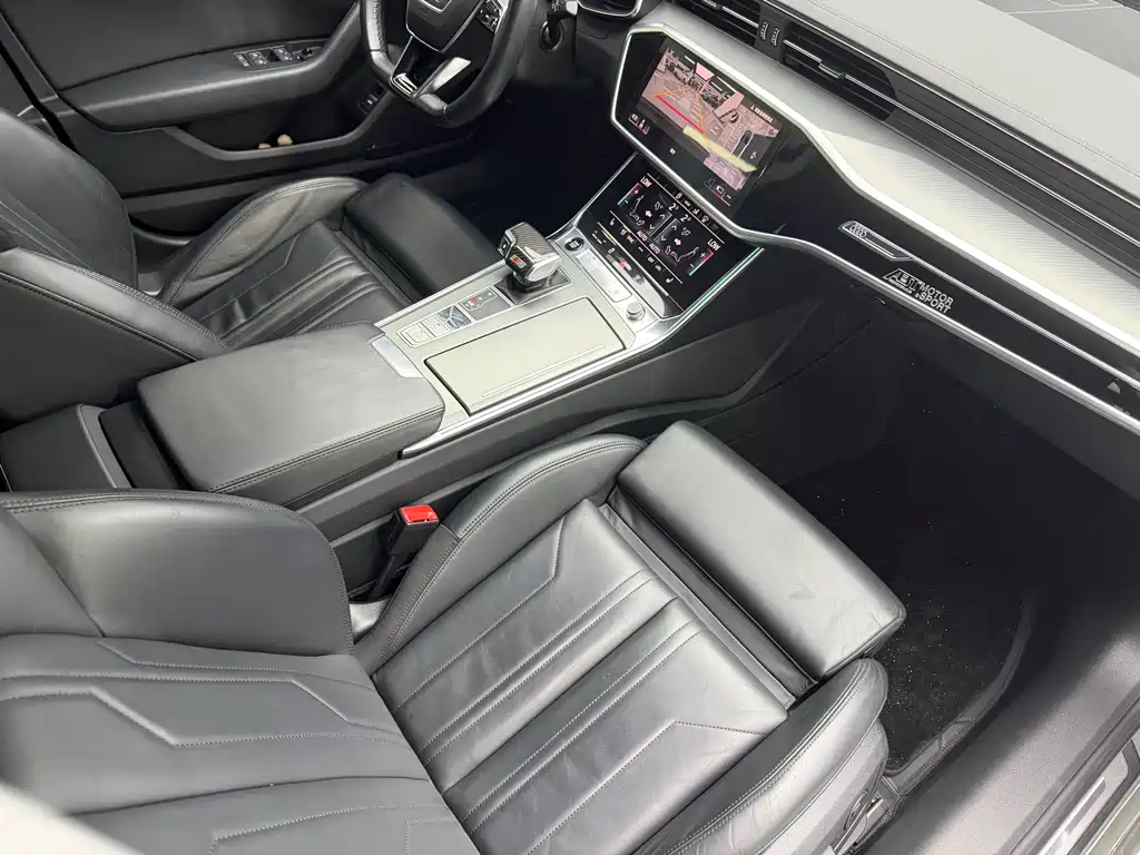 Audi A7 2021 — фото 10