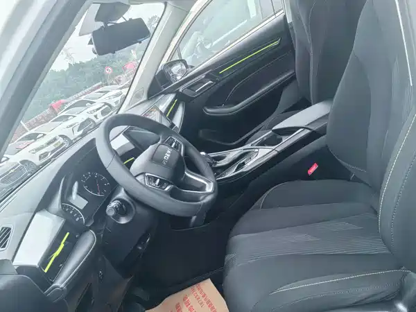 Roewe i5 2022