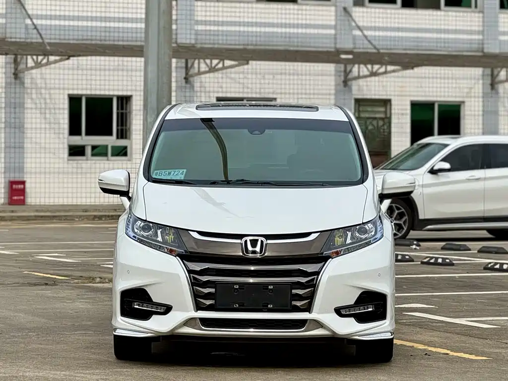 Honda Odyssey 2021 — фото 2