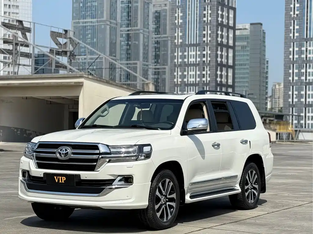 Toyota Land Cruiser 2019 — фото 3