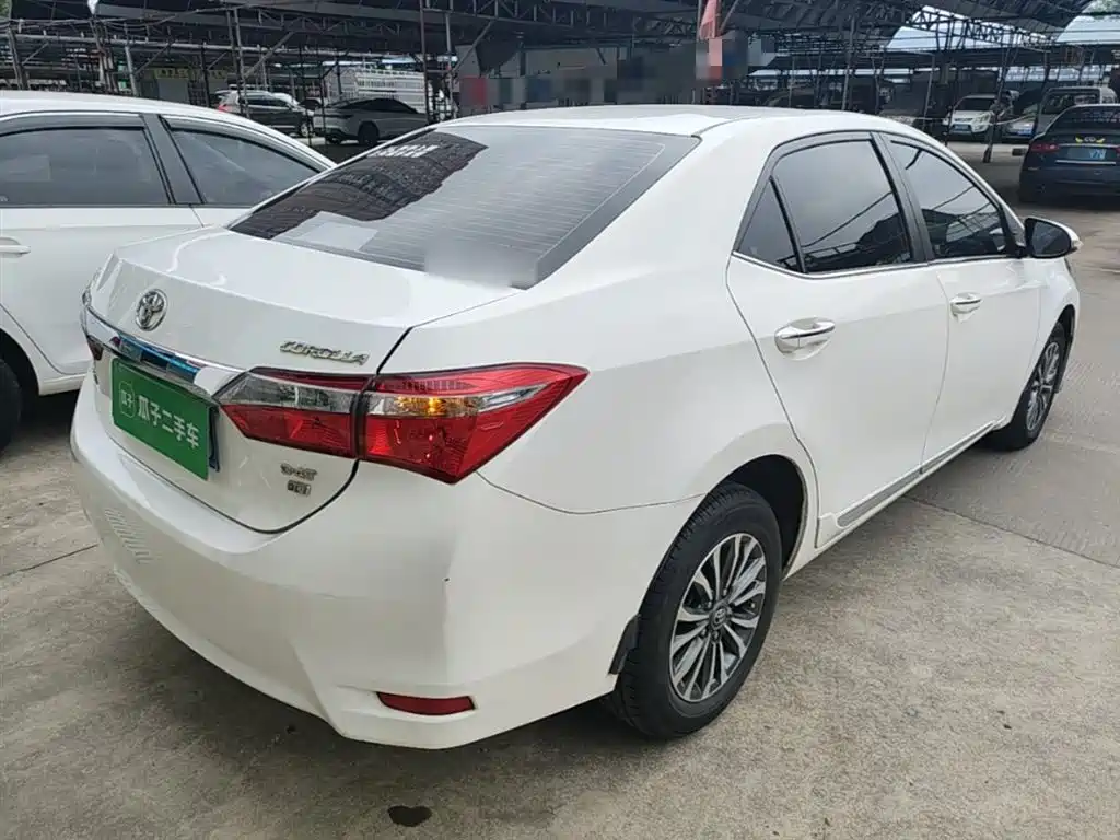 Toyota Corolla 2019 — фото 7