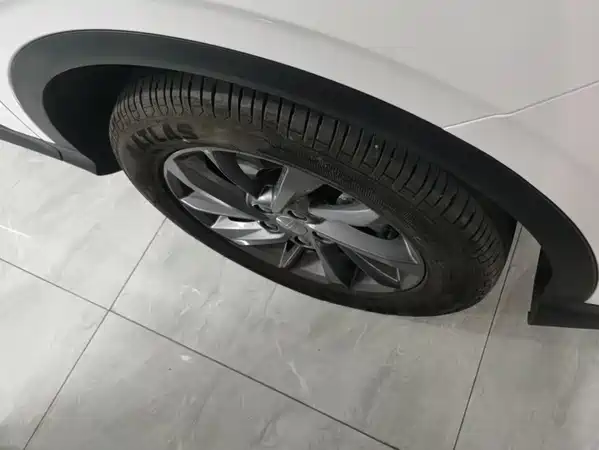 Geely Binyue 2025