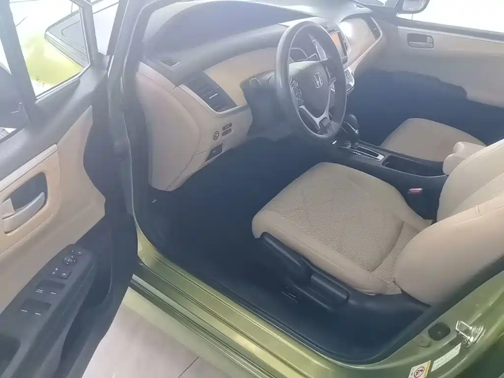Honda Jade 2014 — фото 16