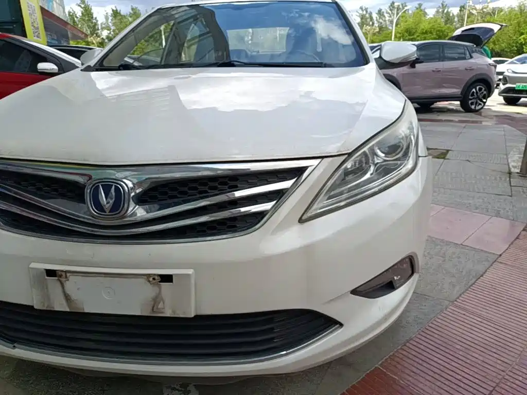 Changan Eado 2015 — фото 24