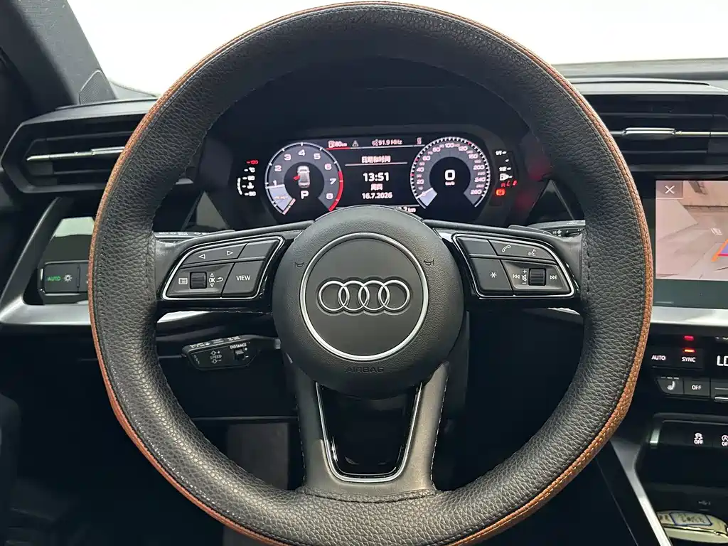 Audi A3 2023 — фото 12
