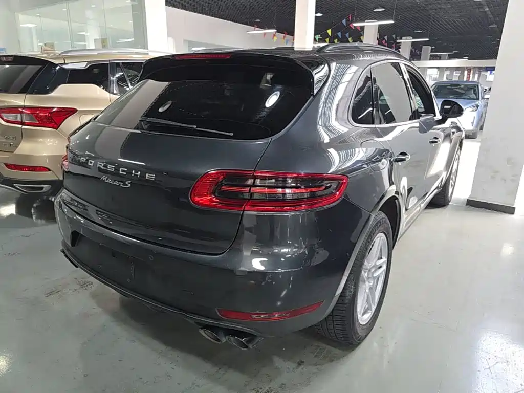 Porsche Macan 2018 — фото 7