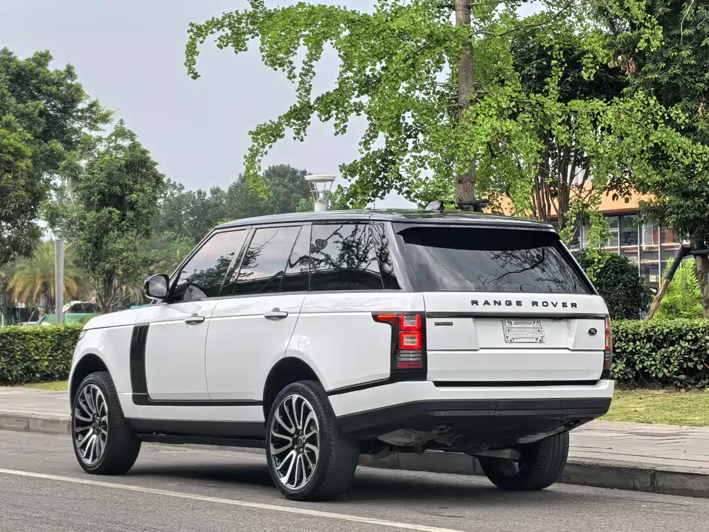 Land Rover Range Rover 2019 — фото 18