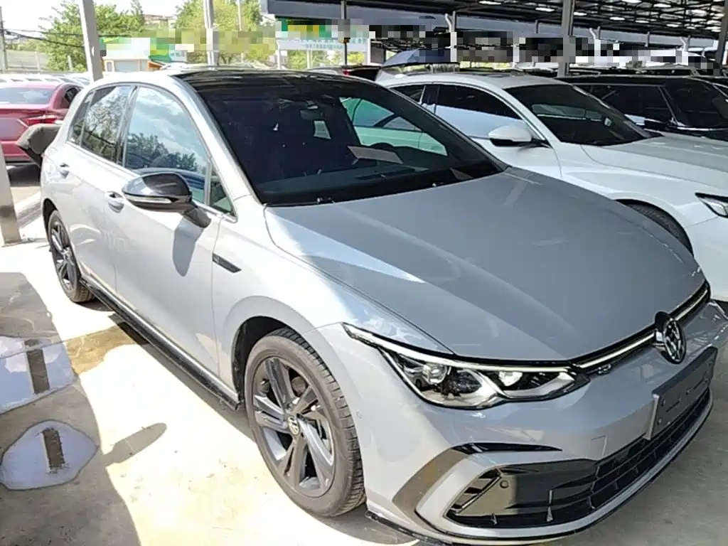 Volkswagen Golf 2024