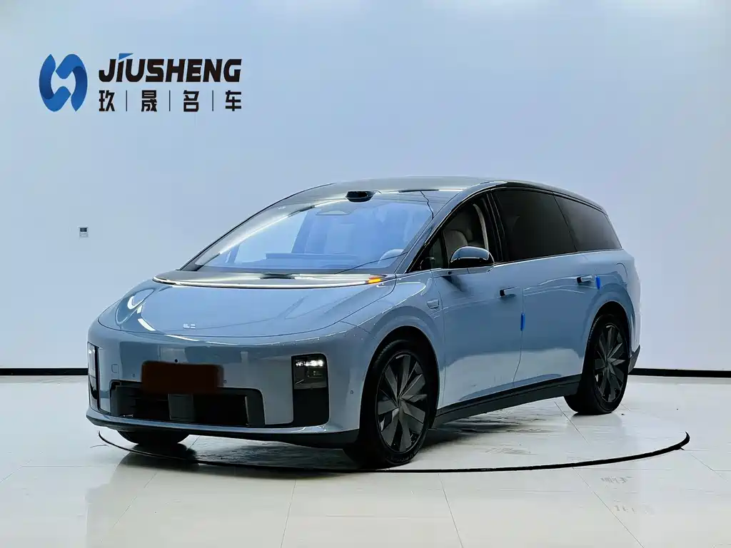 Li Auto i8 2025