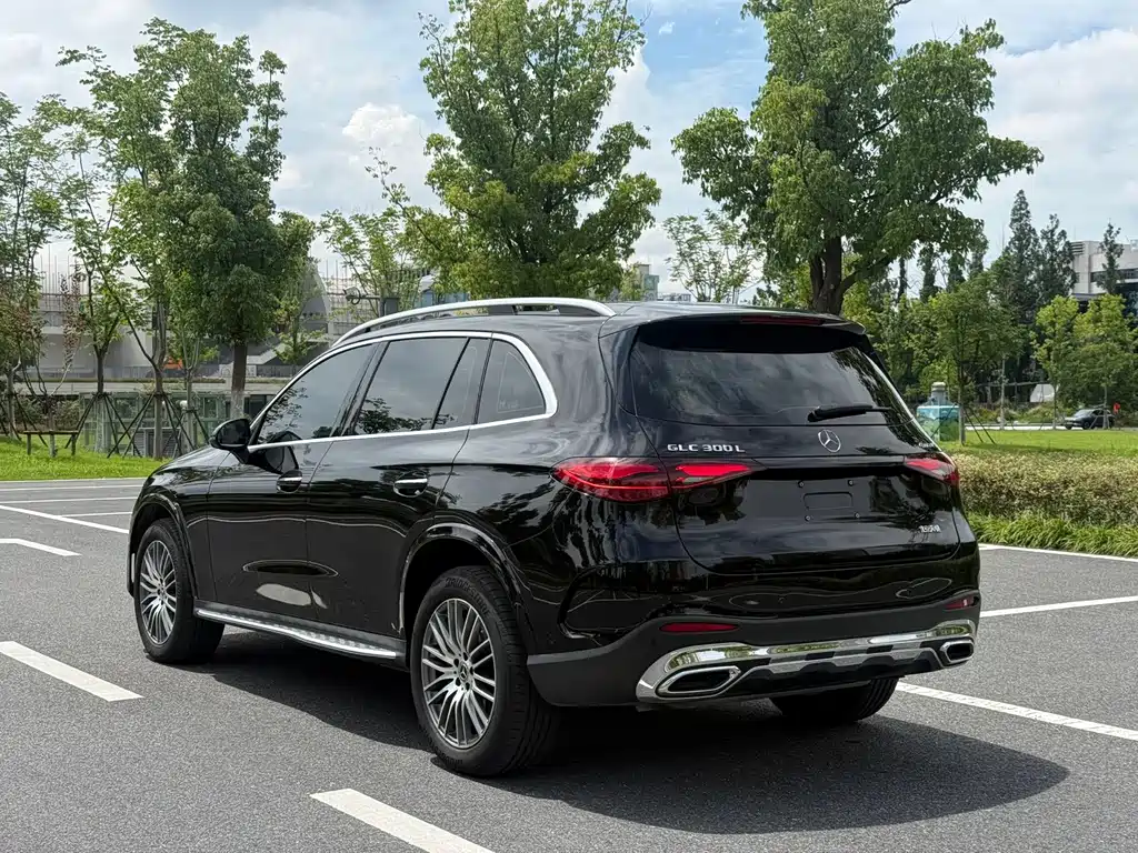 Mercedes-Benz GLC 2024
