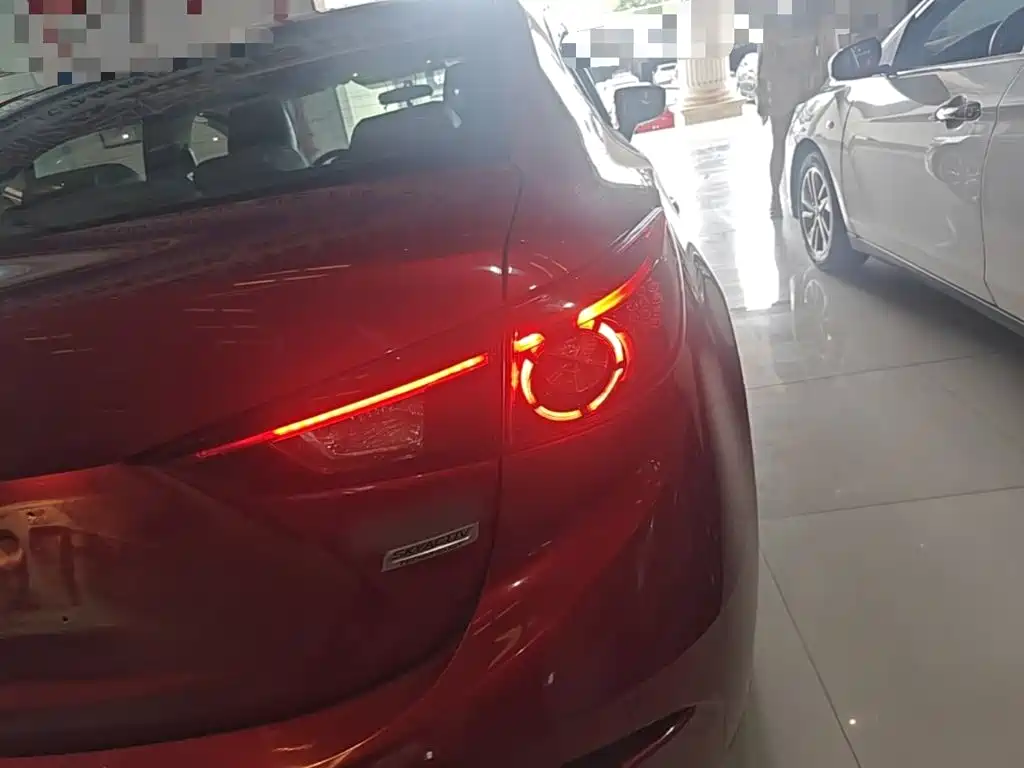 Mazda 3 Angkesela 2017 — фото 8