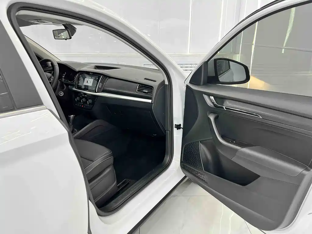 Skoda Kamiq 2024 — фото 18
