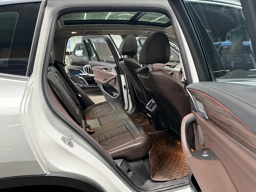 BMW X3 2021 — фото 16