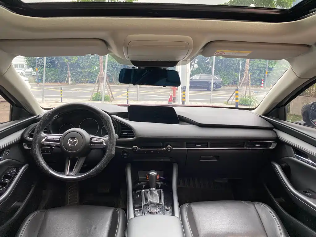 Mazda 3 Angkesela 2022