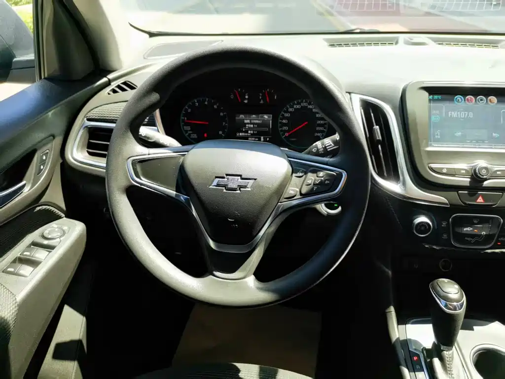 Chevrolet Equinox 2018 — фото 16