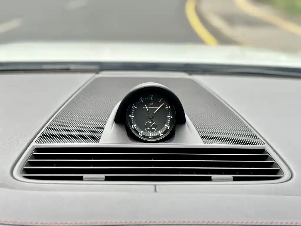 Porsche Panamera 2023 — фото 16