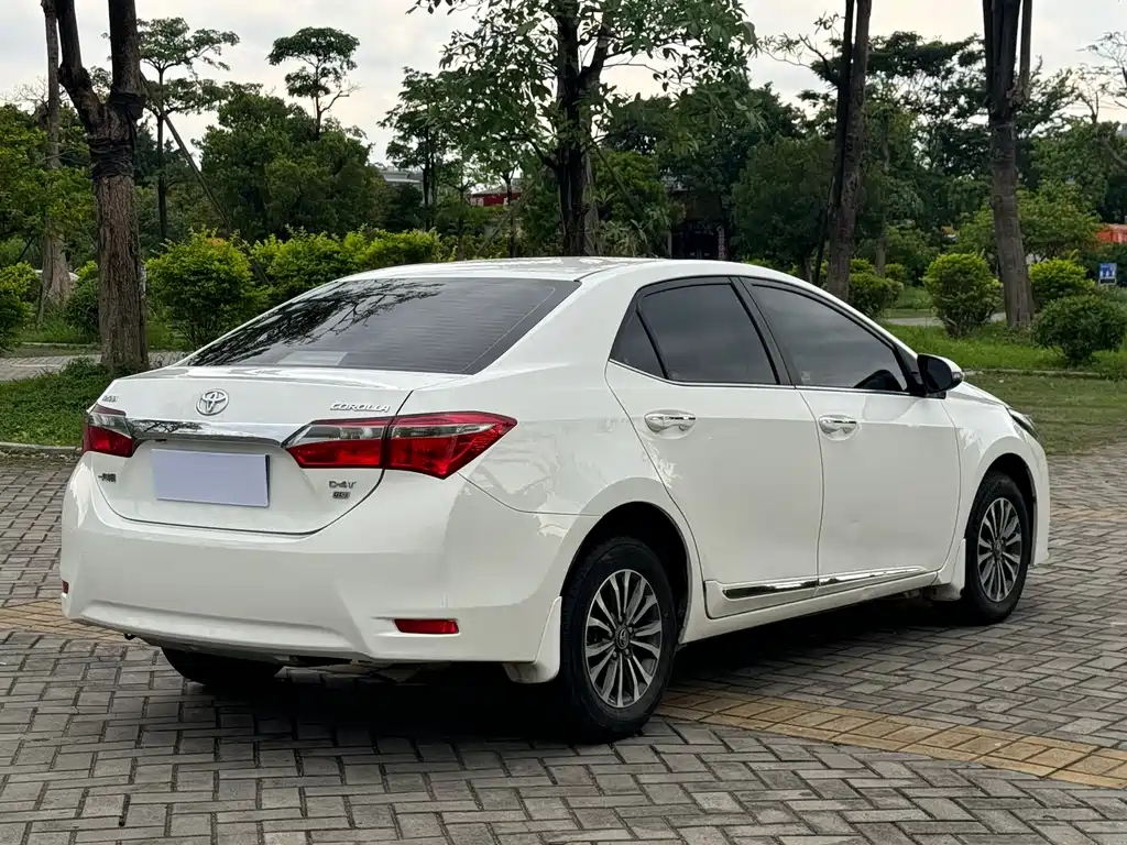 Toyota Corolla 2019 — фото 13