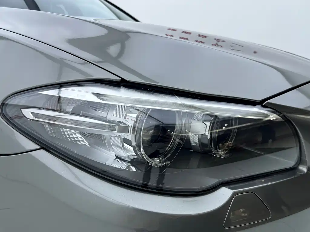 BMW 5 Series 2017 — фото 4