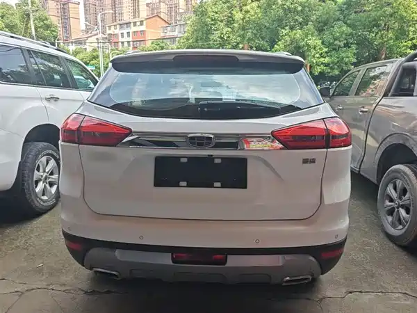 Geely Boyue 2016