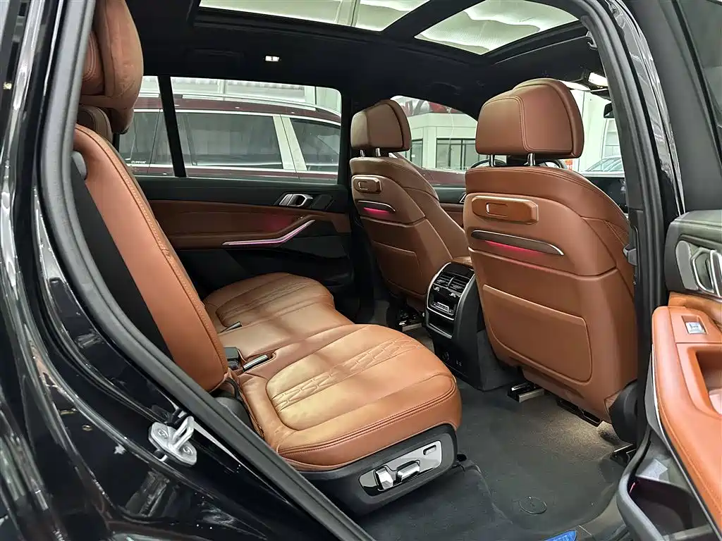 BMW X7 2024 — фото 15