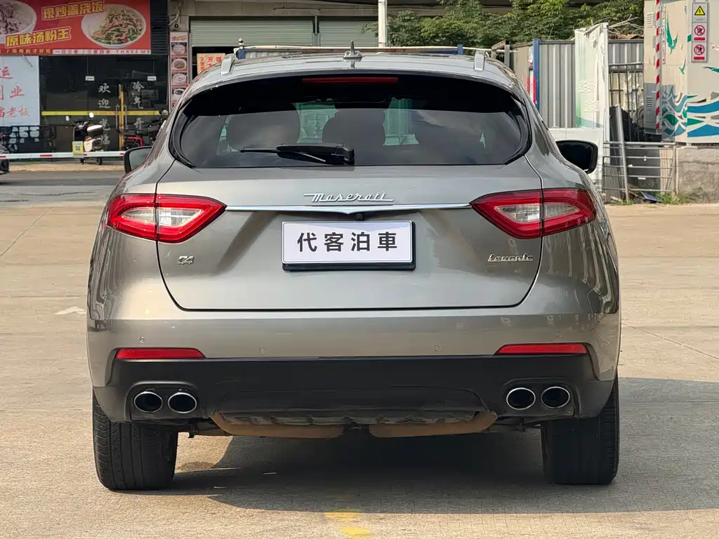 Maserati Levante 2018 — фото 6