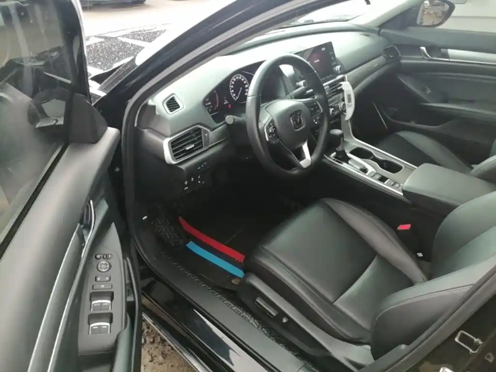 Honda Accord 2021 — фото 16