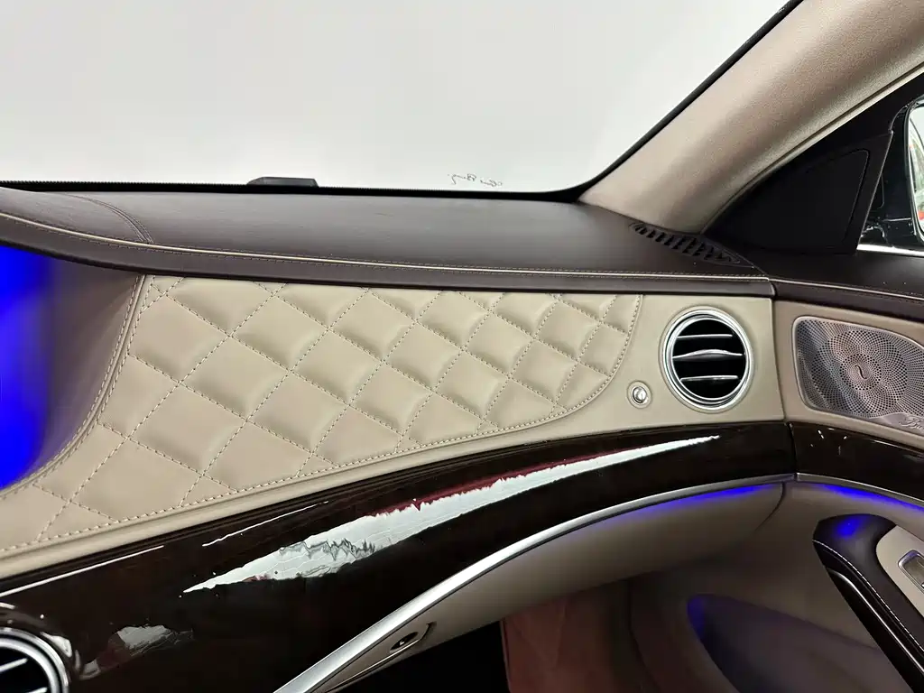 Mercedes-Benz Maybach S-Class 2016 — фото 14