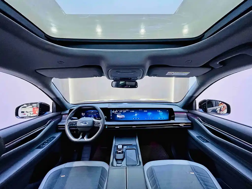 Ford Edge 2024 — фото 12