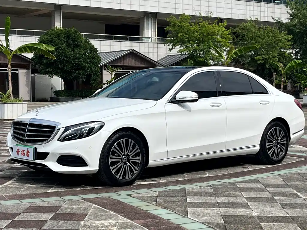 Mercedes-Benz C-Class 2018 — фото 1