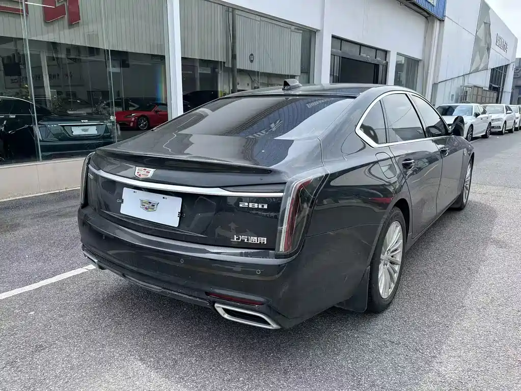 Cadillac CT6 2023 — фото 15