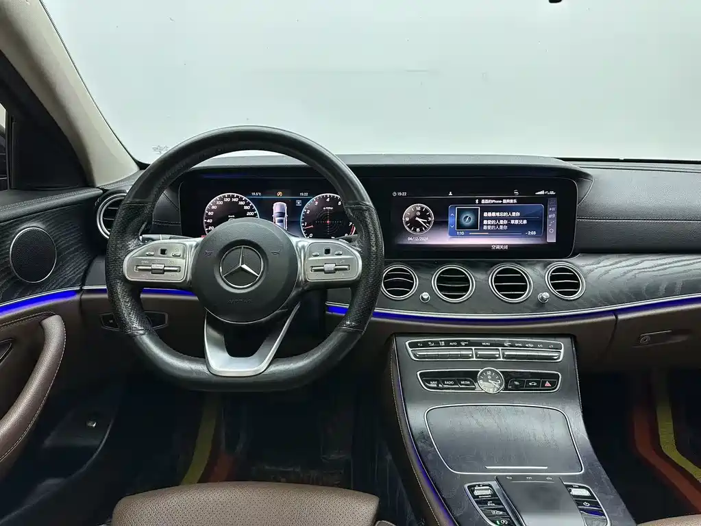 Mercedes-Benz E-Class 2019 — фото 13