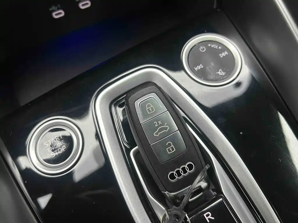 Audi A3 2025 — фото 6