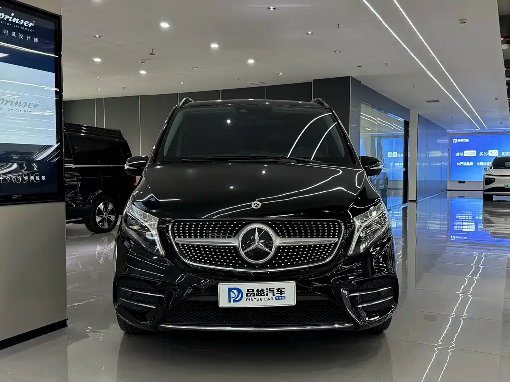 Mercedes-Benz V-Class 2022 — фото 2