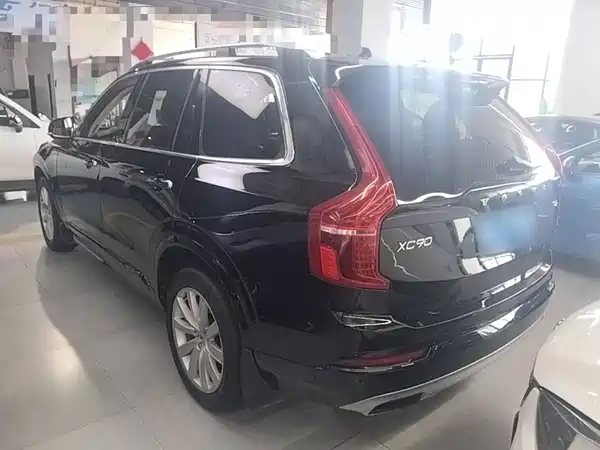 Volvo XC90 2015