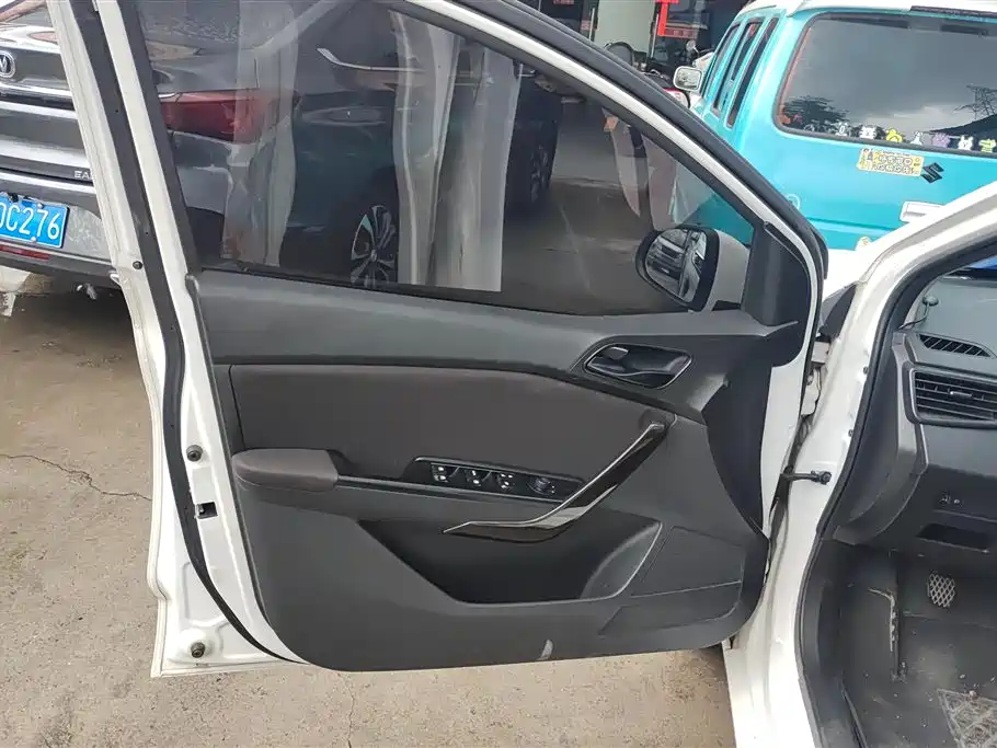 Baojun 310 2019